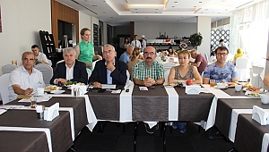 Anneler iş başında