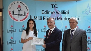 GENÇ YAZARLAR YARIŞMASI İL BİRİNCİSİ KEŞAN’DAN