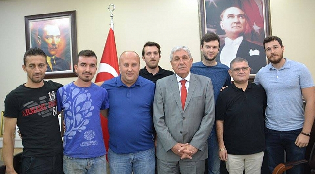 LALAPAŞASPOR'DAN BAŞKANA ZİYARET