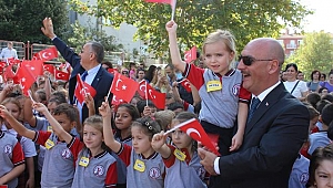 Yeni Müfredatlı 2017-2018 Eğitim Ve Öğretim Yılı Başladı