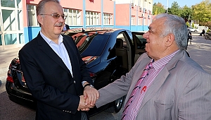 VALİ'DEN "ŞARTLI" AKÜLÜ ARABA SÖZÜ