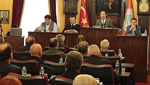 GÜRKAN, “ANLAMSIZ ŞEYLERDE VAR”