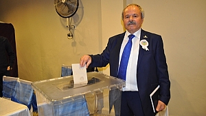 YAŞAGÖR YENİDEN BAŞKAN