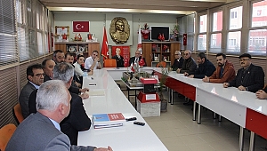 AVUKATLARDAN ŞEHİT AİLELERİNE ZİYARET