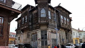 TARİH AYAĞA KALKACAK