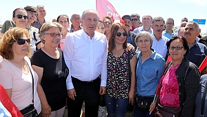 CHP'nin cumhurbaşkanı adayı İnce Batı Trakya'ya gitti