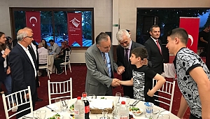 ŞEHİT YAKINLARI VE GAZİLERLE İFTARDA BULUŞTU