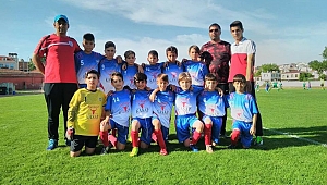 EDİRNE BİRLİK U11 TAKIMI GOL YEMEDEN ŞAMPİYON OLDU
