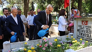 “ÜLKEYİ HAİNLERE TESLİM ETMEDİK”