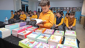 KARNENİ GETİR; KİTABINI SEÇ