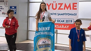 YÜZÜCÜMÜZÜN BAŞARISI