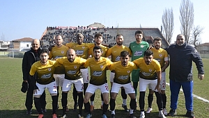 LİDERE YAN BAKILMIYOR