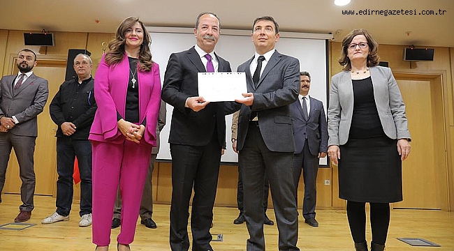 HERKESİN BAŞKANIYIM