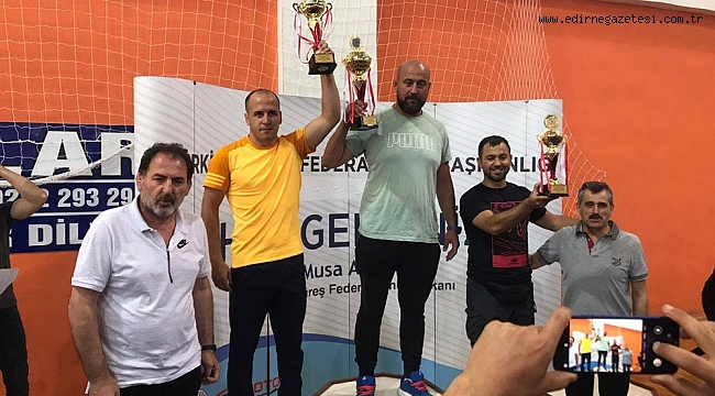 GÜREŞTE TRAKYA BİRLİK FARKI