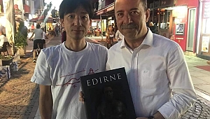 JAPONYALI GÜREŞ TUTKUNU