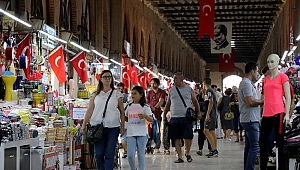 ÇARŞI- PAZARDA BAYRAM HAREKETLİLİĞİ