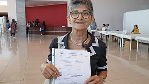 EMEKLİ DOKTOR ÜNİVERSİTE SIRALARINDA 