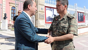 Tuğgeneral veda ziyaretleri