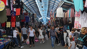 ULUS PAZARINDA BAYRAM BEREKETİ 