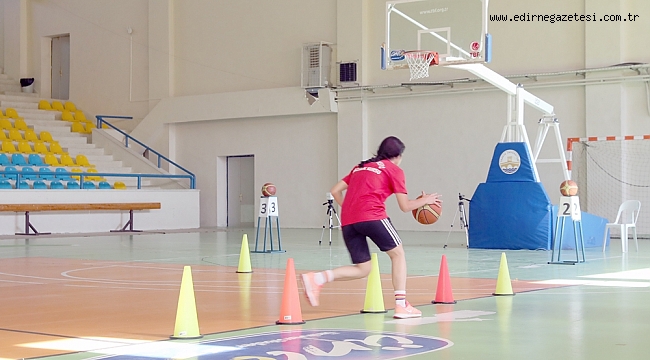 SPORDA GELECEĞİN YILDIZLARI BELİRLENDİ