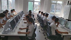 TÜRKİYE İKİNCİSİ OKULA BİLİŞİM ATÖLYESİ