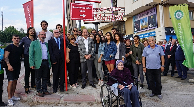 ADI SOKAKTA YAŞAYACAK