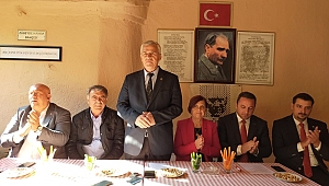 CUMHURİYET; DEVRİMDİR, ATILIMDIR, İLERLEMEKTİR