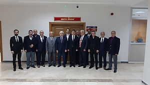 MHP İL YÖNETİMİ EMNİYET MÜDÜRÜNÜ ZİYARET ETTİ 