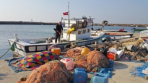 SAROS BALIKÇISI TEDİRGİN 