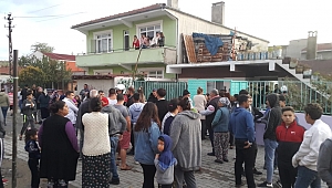 SİLAHLI-BIÇAKLI KAVGA: 3 YARALI 