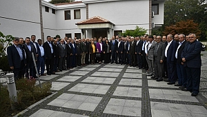 VALİ CANALP, MUHTARLARLA KAHVALTIDA BİR ARAYA GELDİ 