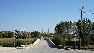 YALNIZGÖZ KÖPRÜSÜ, GECELERİ ÇOK YALNIZ 
