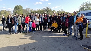 ÖĞRENCİLERDEN SORUMSUZ VATANDAŞLARA DERS 