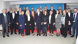 AK PARTİ’DE YÖNETİM BELİRLENDİ