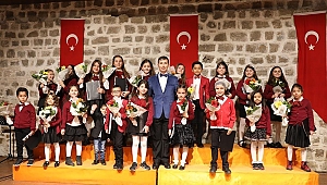EN GÜZEL EZGİLER ÇOCUKLARDAN 