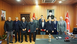 KIBRIS GAZİLERİNE MADALYA TAKDİM EDİLDİ 