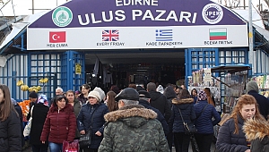 ULUS PAZARINDA ALIŞVERİŞ ÇILGINLIĞI 