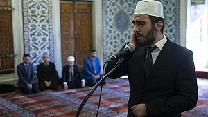 GÜZEL EZAN OKUMAK İÇİN YARIŞTILAR 