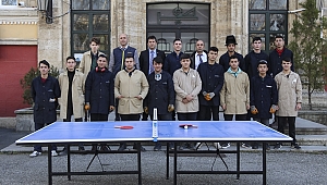 MADE İN: LİSE ÖĞRENCİSİ 