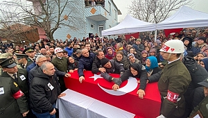 ŞEHİDİMİZE AĞLIYORUZ 