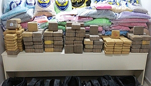 1 MİLYON HAP ELE GEÇİRİLDİ 