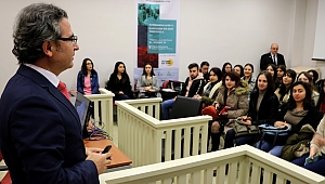 KARİYER FUARINDA DURUŞMA SALONU DİKKAT ÇEKTİ 