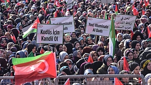 KUDÜS MİTİNGİNE KATILDILAR 