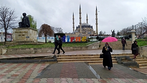 EDİRNE'DE SAĞANAK ETKİLİ OLDU 