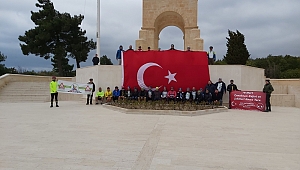 EDİRNE'DEN ALINAN ŞEHİT TOPRAĞINI 57 ALAY ŞEHİTLİĞİ'NE GÖTÜRDÜLER 