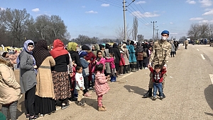 MEHMETÇİĞİMİZ YÜREKLERİ ISITTI 