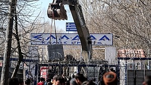 SINIRA BETON BLOKLAR YERLEŞTİRİLDİ 