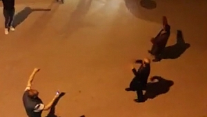 9/8’lik moral konserine dayanamadılar, sokağa inip sosyal mesafeli çiftetelli oynadılar 