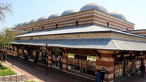 Edirne'deki tarihi bedesten kontrollü olarak hizmete açıldı 