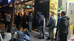 Sokağa çıkma yasağı sonrası vatandaşlar fırınlara akın etti 